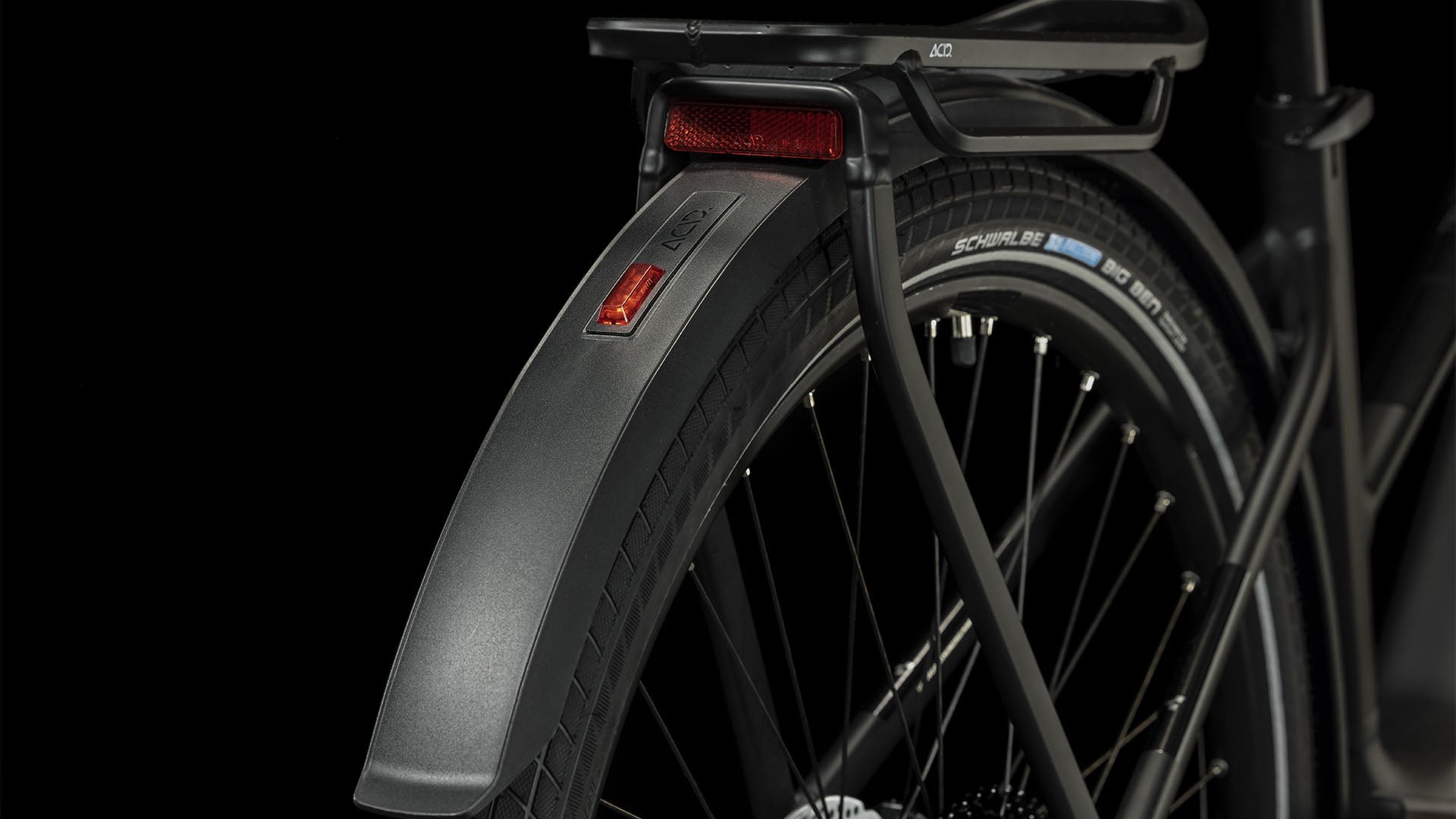 CUBE Touring Hybrid Pro 625 black´n´metal Trapeze 2024
