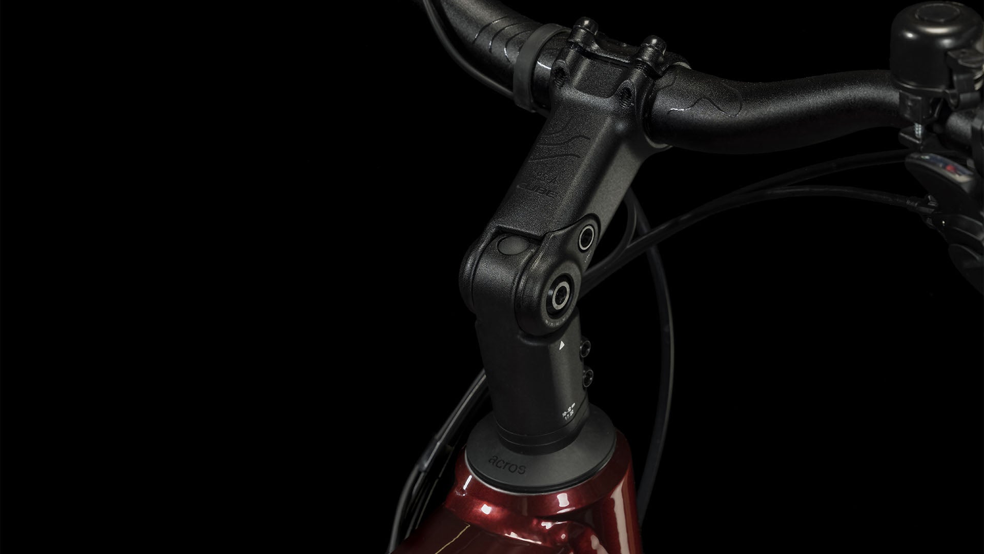 CUBE Touring Hybrid EXC 625 red´n´white 2024