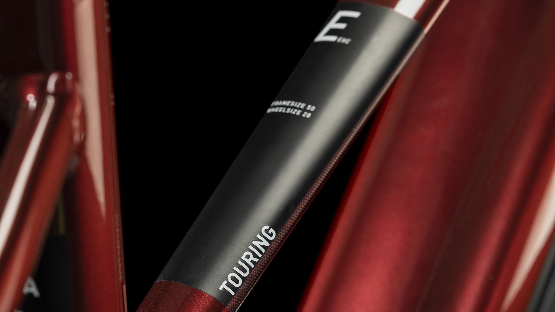 CUBE Touring Hybrid EXC 625 red´n´white Trapeze 2024