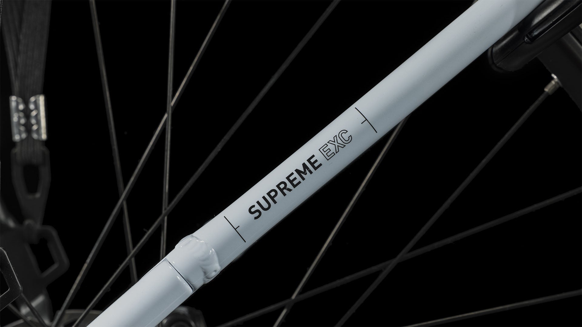 CUBE Supreme RT Hybrid EXC 625 flashwhite´n´black Easy Entry 2024