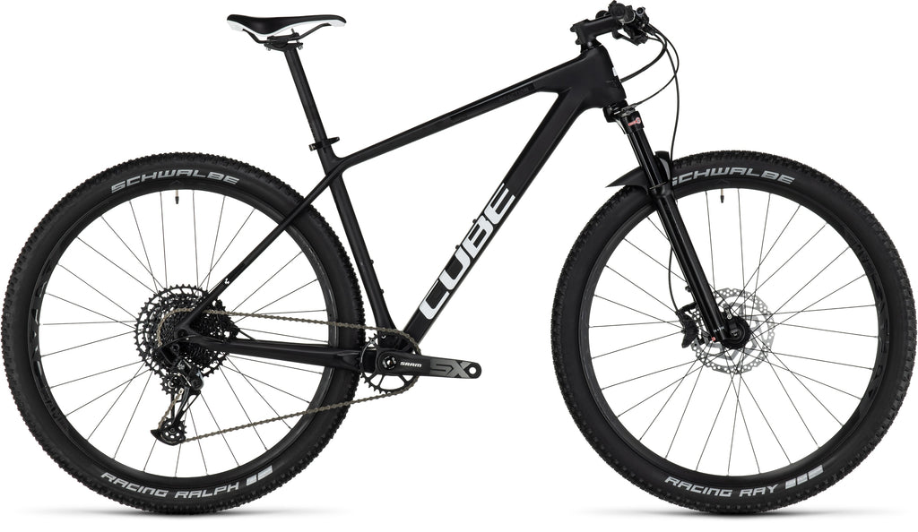 CUBE Reaction C:62 ONE carbon´n´white 2024