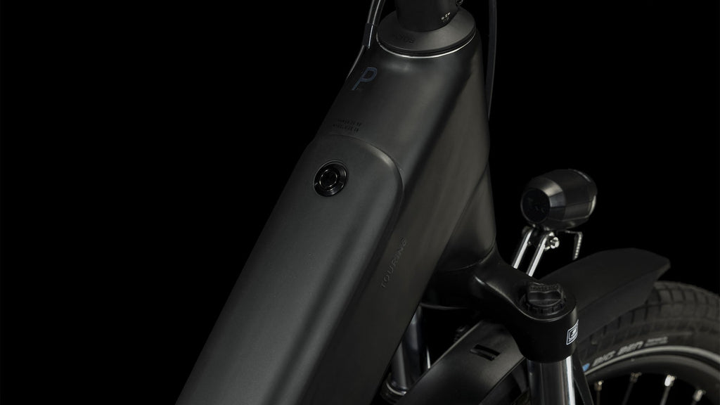 CUBE Touring Hybrid Pro 625 black´n´metal Easy Entry 2024