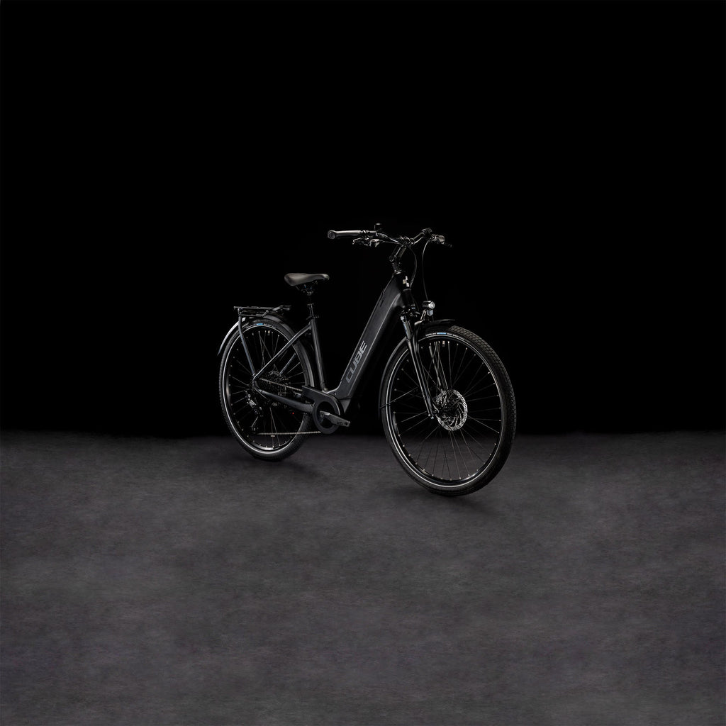CUBE Touring Hybrid Pro 625 black´n´metal Easy Entry 2024