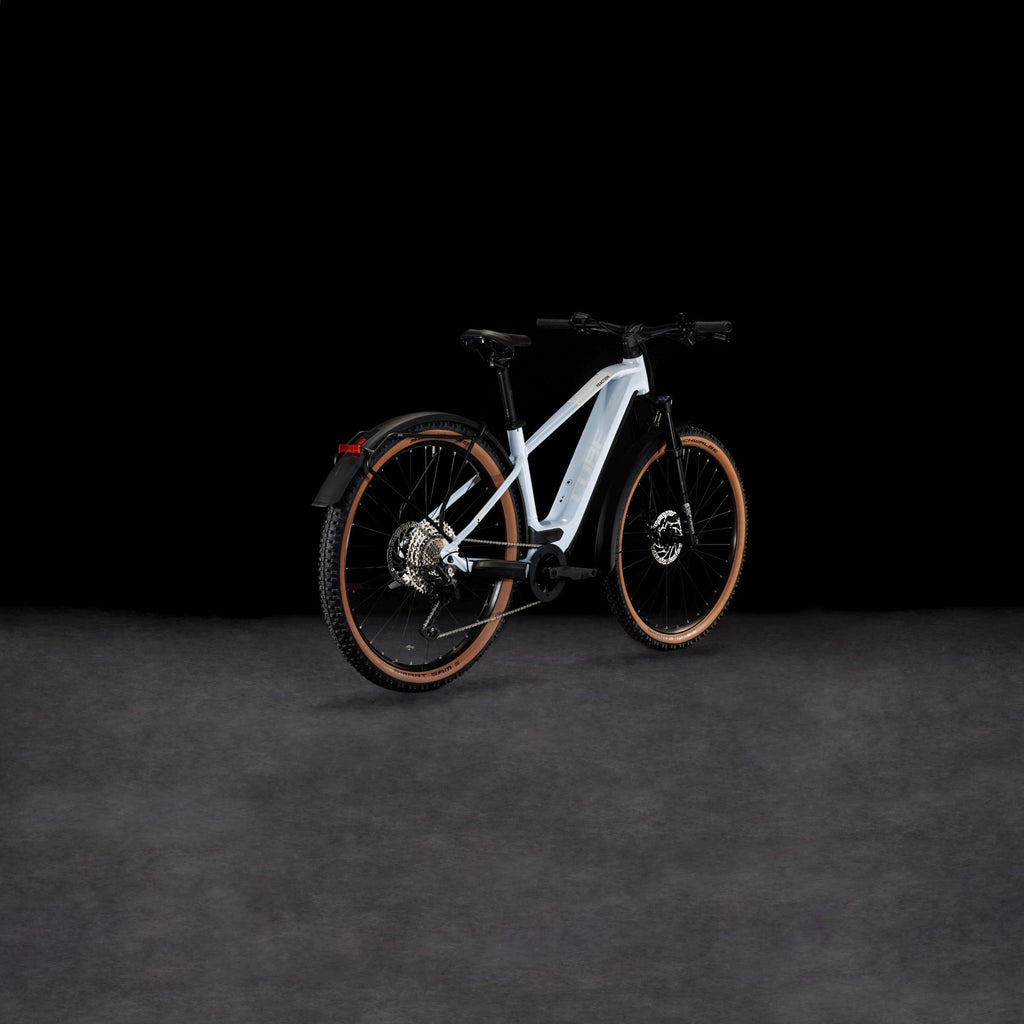 CUBE Reaction Hybrid Pro 750 Allroad flashwhite´n´black 2024