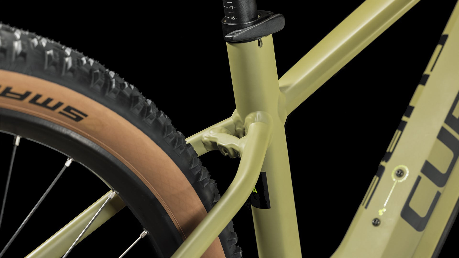 CUBE Reaction Hybrid Race 625 olive´n´green 2024