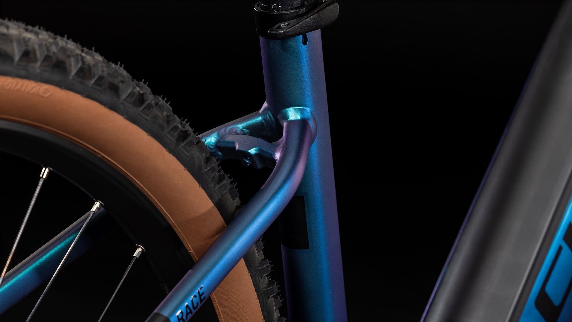 CUBE Reaction Hybrid Race 750 switchblue´n´black Easy Entry 2024
