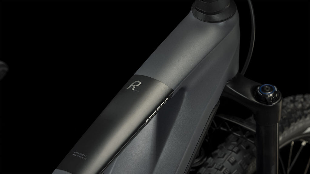 CUBE Stereo Hybrid 140 HPC Race 750 grey´n´chrome 2024