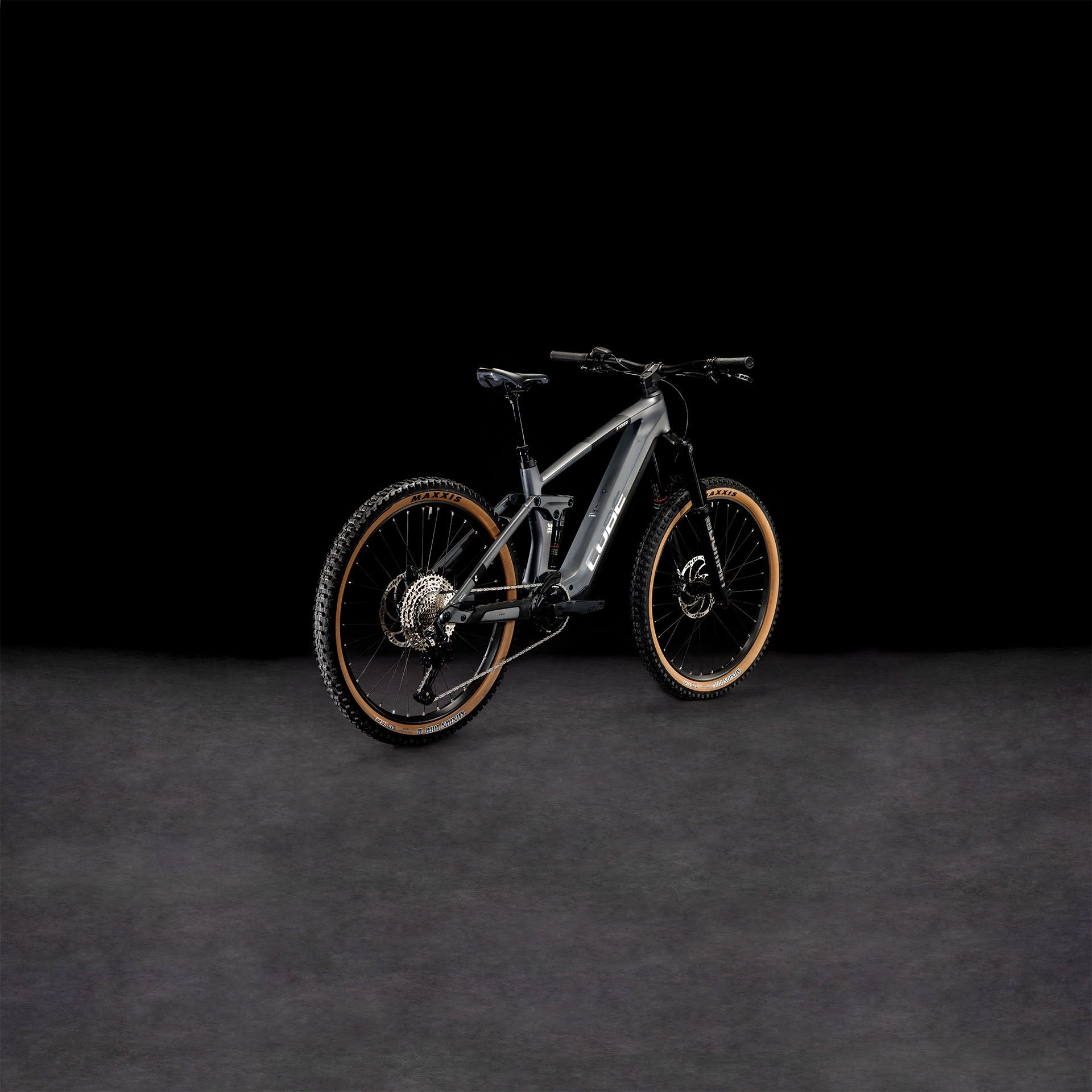CUBE Stereo Hybrid 160 HPC Race 750 27.5 grey´n´metal 2024