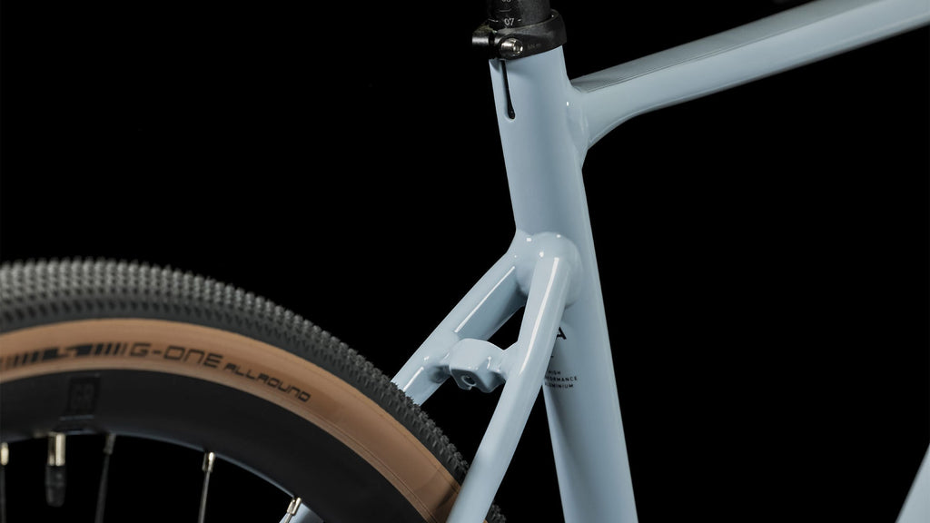 CUBE Nuroad skygrey´n´black 2024